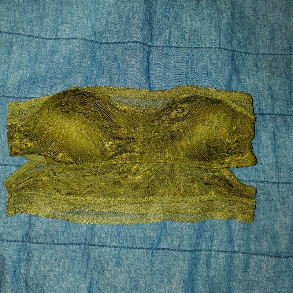 XOXO Lace Bandeau in Olive